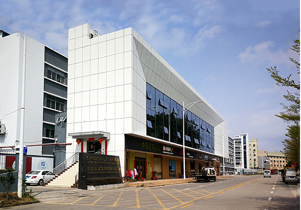 长兴住宅公寓幕墙修缮